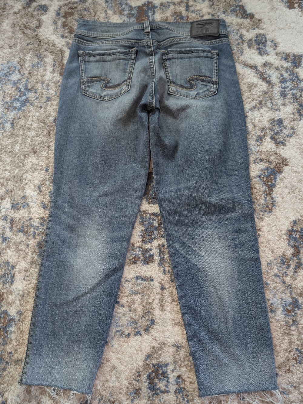 Suki Skinny Crop Silver Jeans